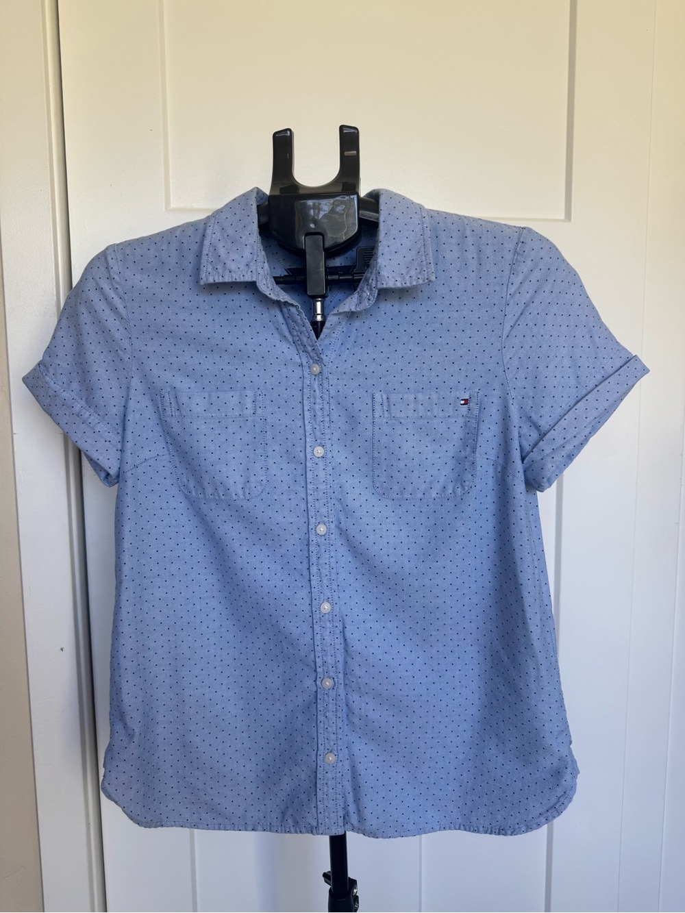 Tommy Hilfiger Light Blue Short-Sleeve Button-Down with Micro Dot Pattern